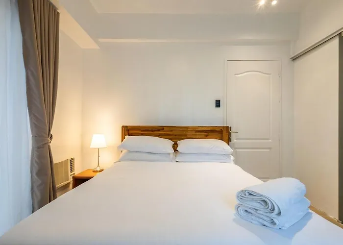 1br Forbeswood Heights Bgc-10g 公寓